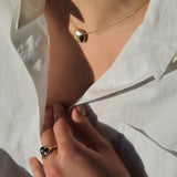 Le Collier Essentia